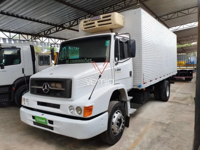 Caminhão Toco MB 1318 Baú Refrigerado Frigorífico Térmico Ñ 1319 13180 15190