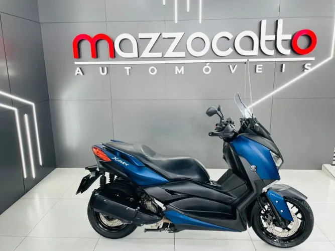Yamaha XMAX 250 cc