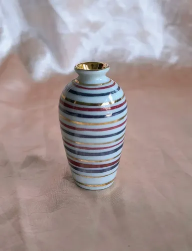 vaso anos 60 em porcelana lindo listrado vasinho jarro miniatura mini antigo antiquario