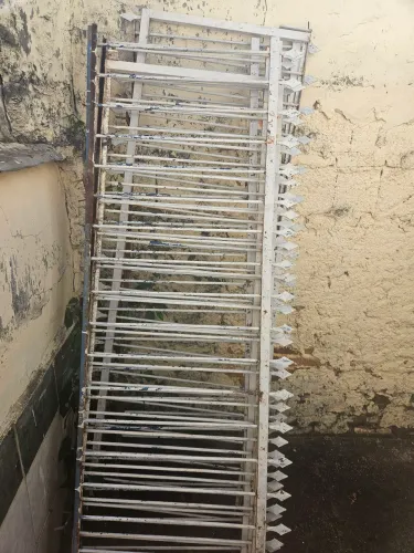 Grade de ferro 2,00x0,60cm