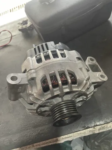 Alternador Ford Fiesta/ Ecosport zetec rocam