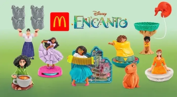 Coleção Mac Donalds Disney Encanto Madrigal lacrada completa 