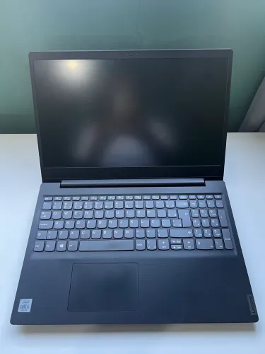 Notebook Lenovo BS 145 15ll core i5 10-35g1 8GB SDD 256 GB Windows 10 Pro