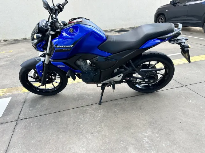 VENDO Yamaha/FZ15 FAZER ABS 2023 FLEX  28MIL KM RODADOS