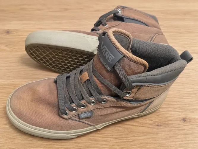 RARO Tênis Vans Atwood Hi Sk8 Cano Alto, Tam. 40/39 ORIGINAL Excelente Estado Pouco Uso.