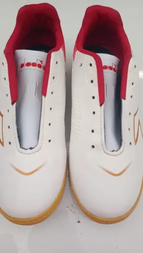 Chuteira  futsal usada apenas 2x