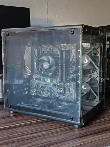 Pc Gamer Ryzen 7 5700g, 600w, 16gb Ram, 500gb Nvme, Bluetooth 6.0, a520m tuff plus 2 