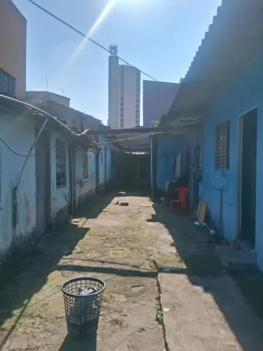 Alugo terreno