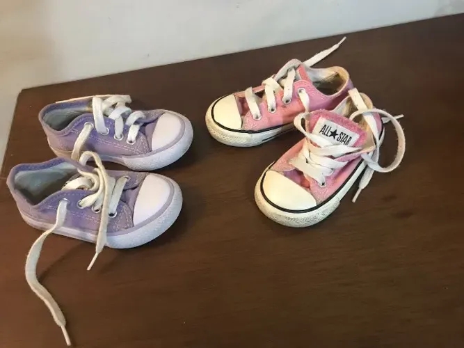 2 pares de tênis All Star nr. 21