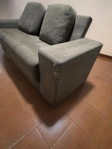 Sofá 3 lugares 