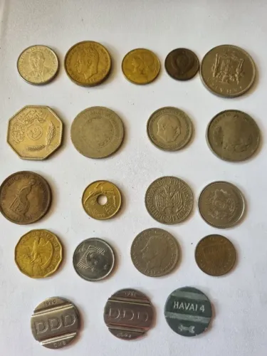 Coleção Com +110 Moedas Antigas Nacionais E Estrangeiras De Numismática