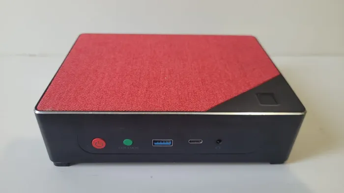 Beelink GTR6 Mini Pc Ryzen 9 6900hx 32GB DDR5 RAM 1TB