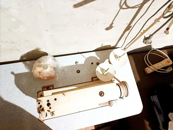 Máquina de costura industrial DK5550