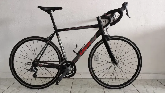 Semi nova, bicicleta Speed Caloi Strada, Tam 54, Shimano Claris, revisada.