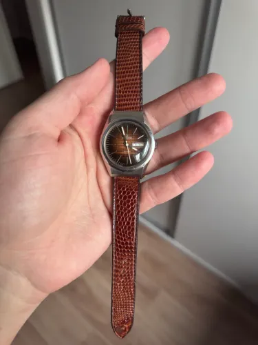 Relógio Edox wood dial automático