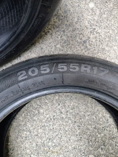 Pneu 205/55R17