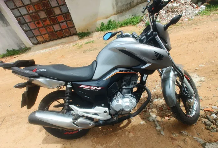 Moto CG Fan 160 2022/2023 Flex Prata