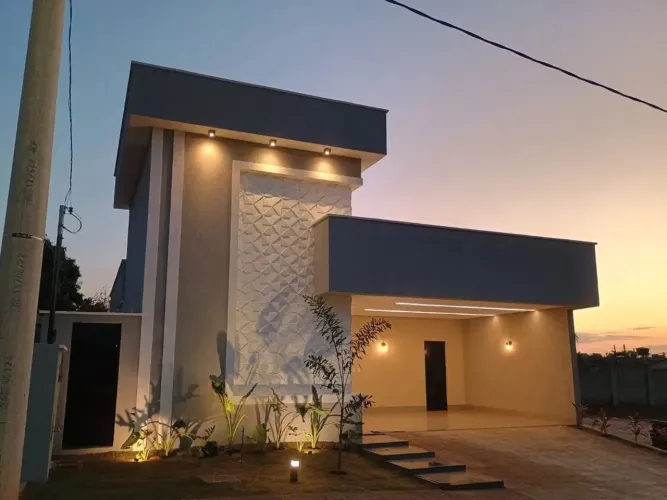 Casa à venda de 140,00m² sendo 3 quartos e 1 suíte no Cond. Reserva Trinidad