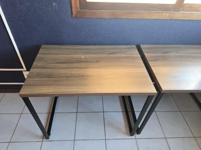 Mesa para estudo/trabalho