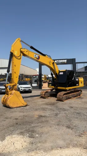 CATERPILLAR 320D2 2014 RODANTES NOVOS