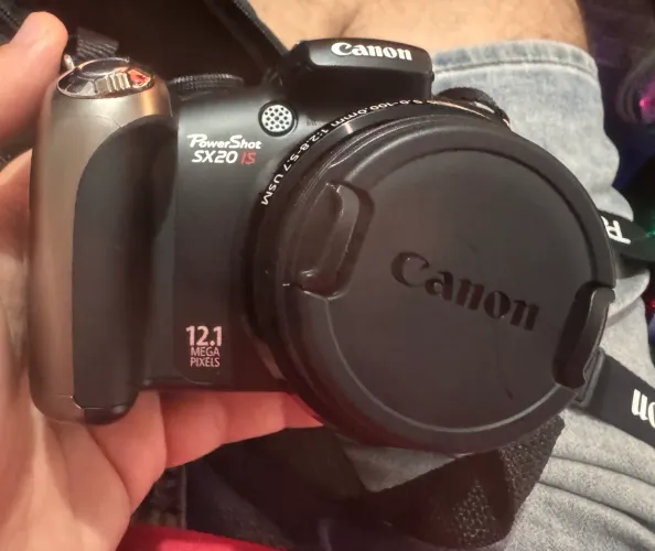 Canon PowerShot SX20 IS