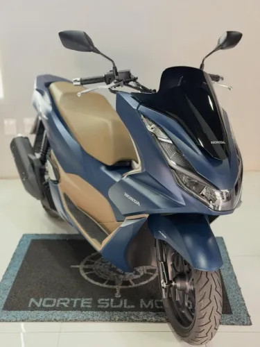 Honda PCX 160 dlx apenas 10.611 km ano 2024