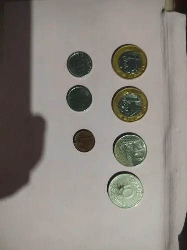 Moedas Antigas e Colecionáveis.