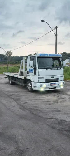 Ford Cargo 815 Guincho Plataforma p/ 3 carros Remonte zero grau e Aza delta