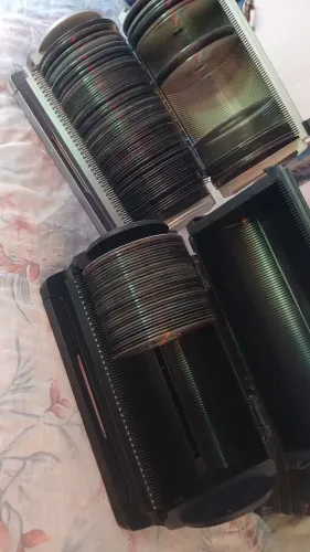 ? Coleção com 110 DVDs Originais + 2 Caixas Discgear