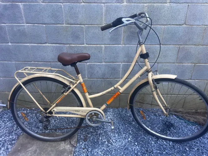 Bicicleta vintage aro 700
