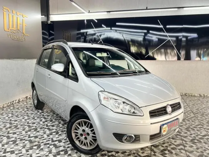 Fiat Idea Attractive 1.4 Fire Flex 8V 5P 2012