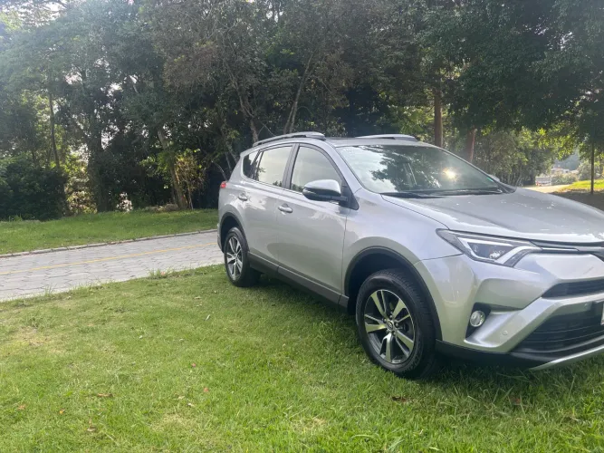 Toyota RAV4 2.0 4X2 16V Aut. 2018