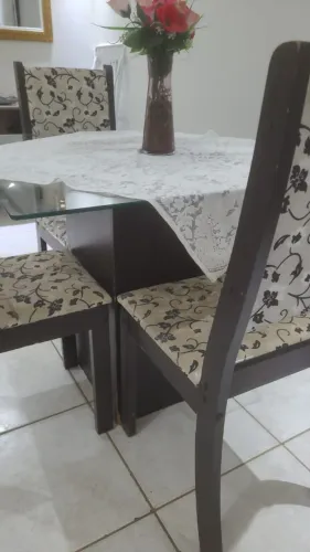 Mesa vidro 4 cadeiras