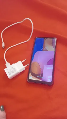 Telefone a 20 s conservado