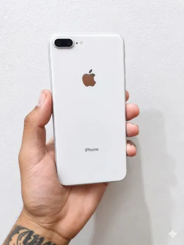 iPhone 8 Plus 