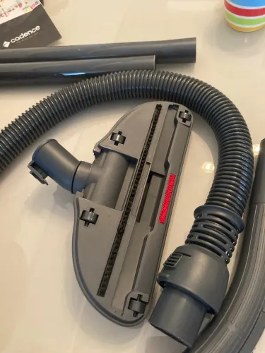 Aspirador pó 220 V