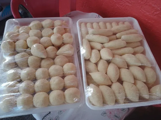 Fornecemos salgados pra revenda.