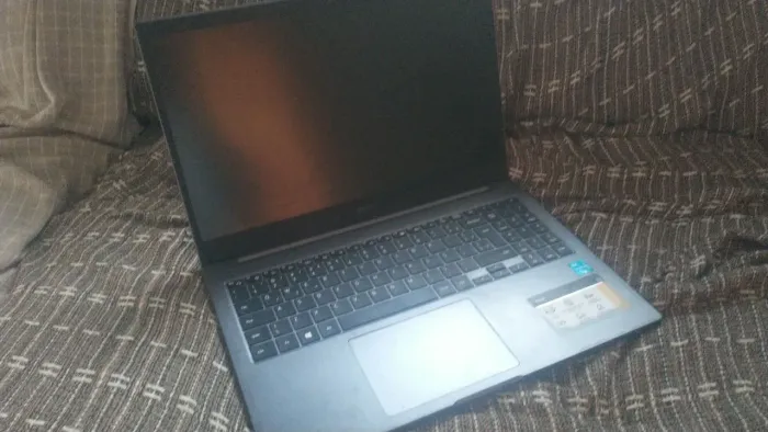 Vendo: Samsung book intel celeron, 4gb RAM e HD 500gb.