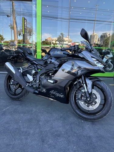 ZX-4R 2026 - consultora Jéssica