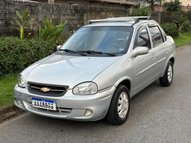 Chevrolet Corsa Sedan Super Milenium 1.0 MPFI 16V 2002