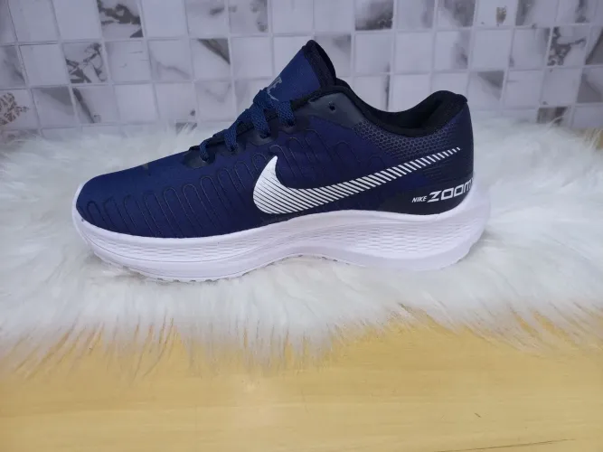 TÊNIS NIKE