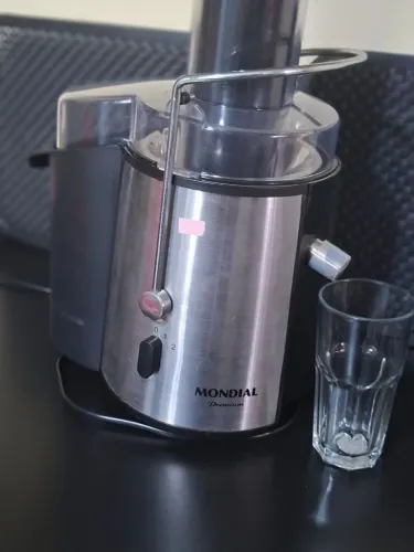 Centrífuga Mondial Juicer.premium 110 volts 700W sucos ... profissional