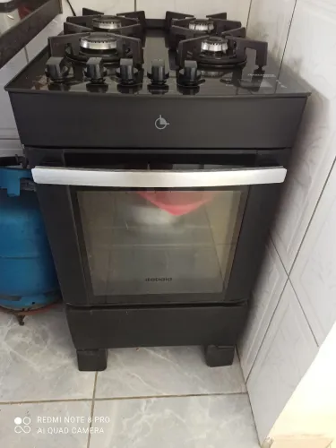 Vendo fogão 4 bocas mesa de vidro Itatiaia