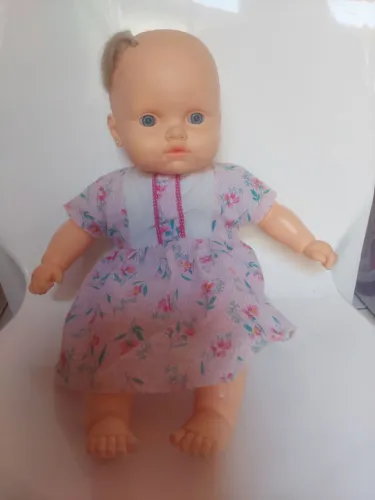 BRINQUEDO Boneca 
