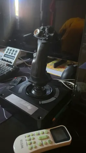 Joystick Hotas X56 + Throtle