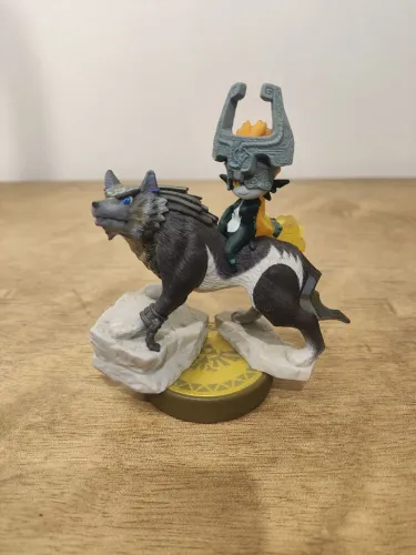 Amiibos Wolf Link e Midna Twilight Princess