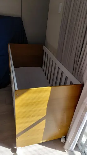 Vende se berço novo
