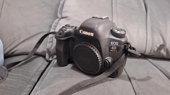Camera Canon 6d mark II