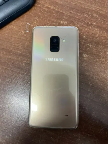 SAMSUNG A8 64 - 2018 para retirada de peças
