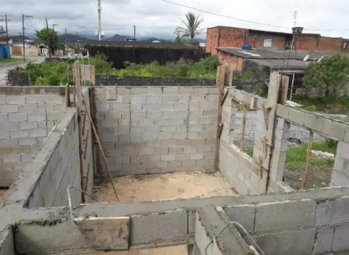 Pedreiro disponível 
